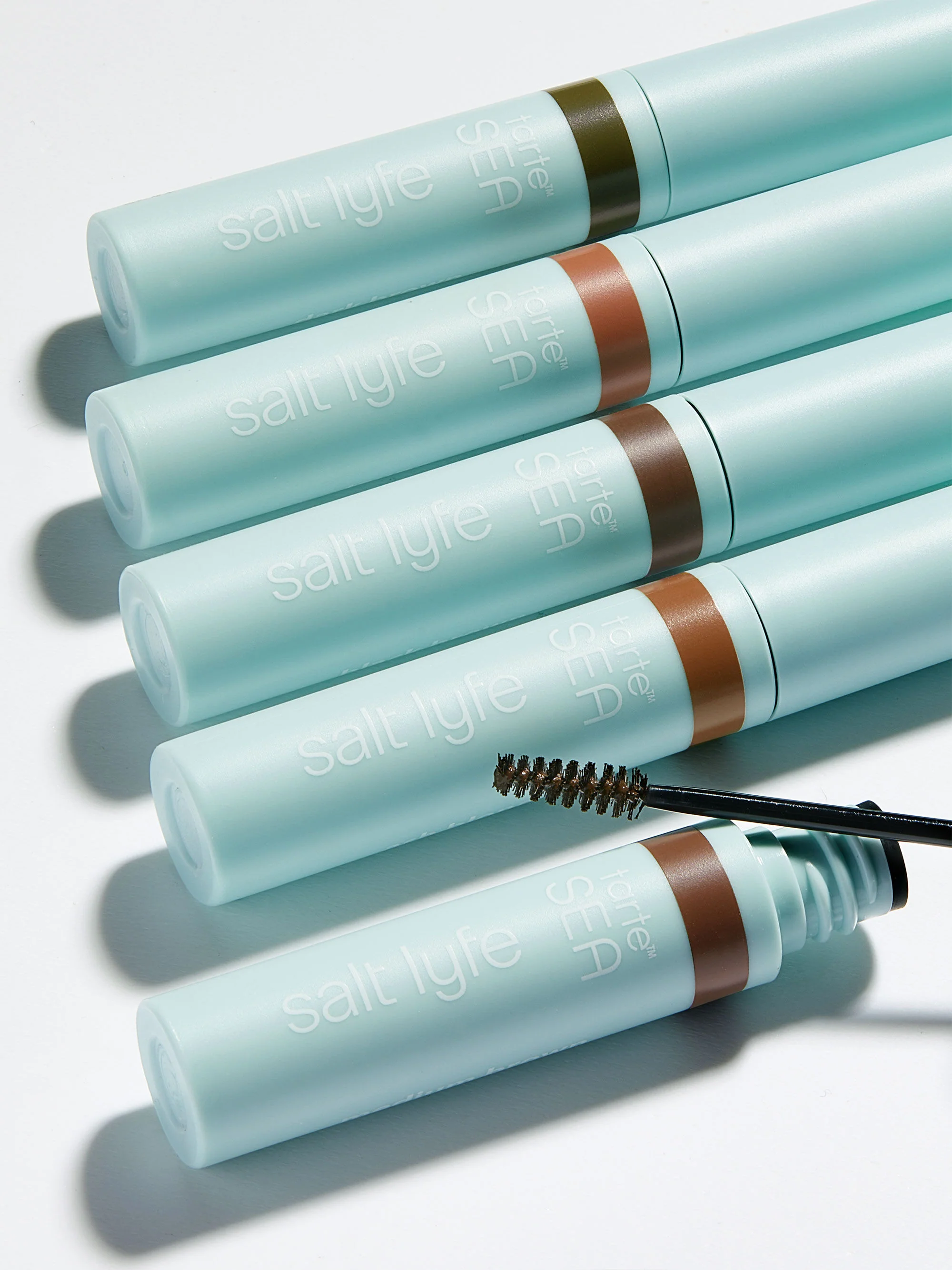 24hr tinted brow gel - Image 6