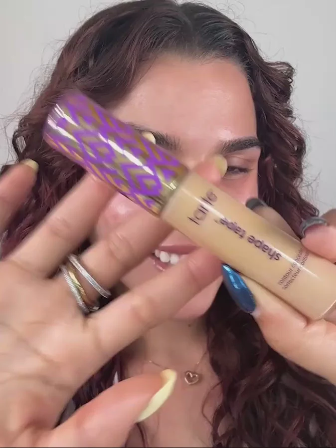 shape tape™ double-ended complexion brush - Image 2