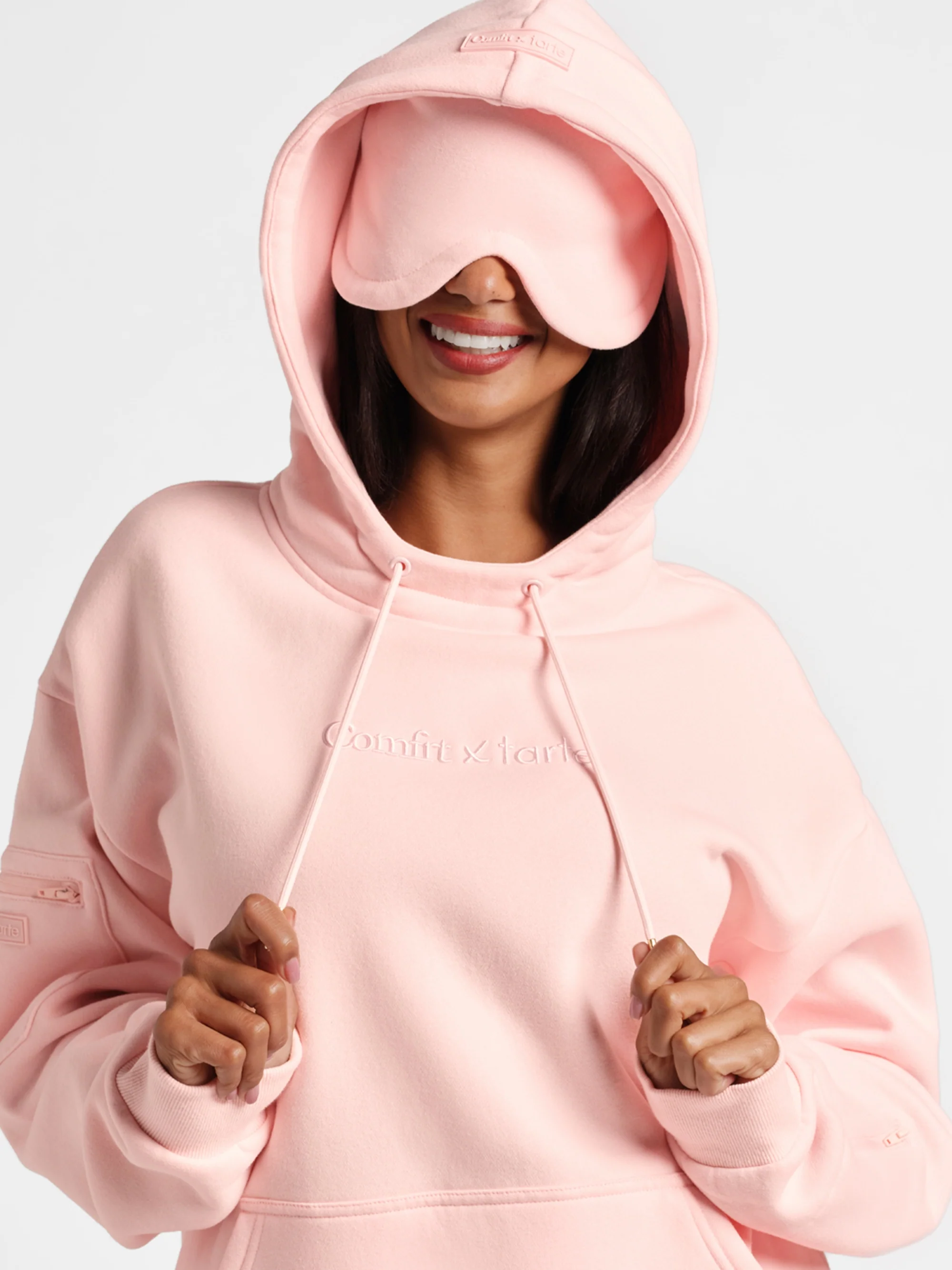 tarte x Comfrt airplane mode travel hoodie - Image 7