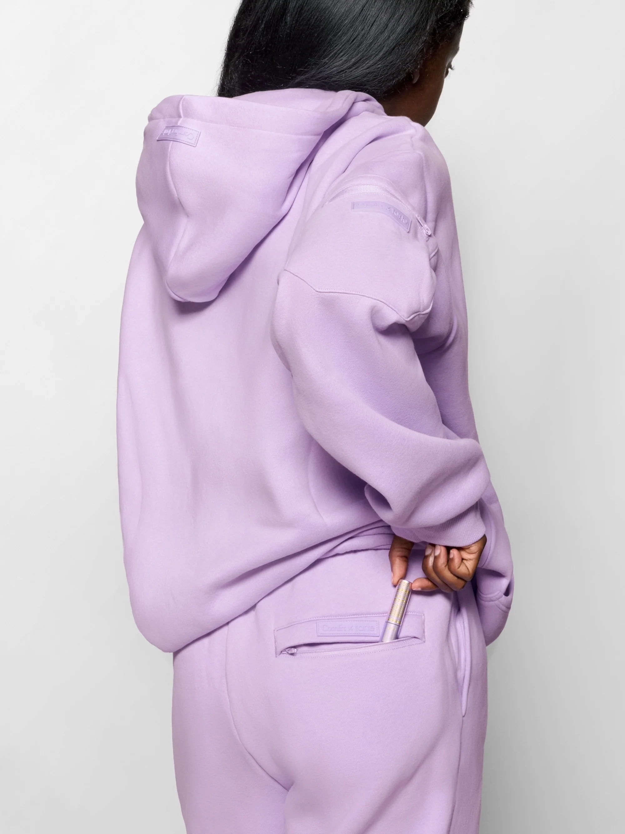 tarte x Comfrt airplane mode travel sweatpants - Image 46